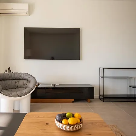 Modern 1-bedroom With Sea View On La Croisette